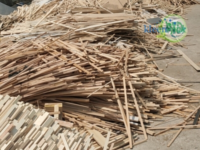 Thu mua dăm bào , mùn cưa , củi vụn
