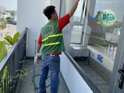Vệ sinh vỉa hè lối đi