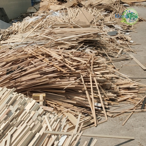 Thu mua dăm bào , mùn cưa , củi vụn