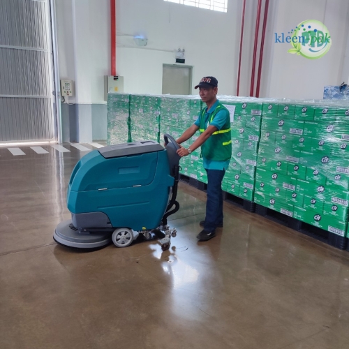 Dịch Vụ duy trì chà sàn cho nhà xưởng